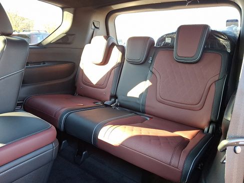 New 2026 INFINITI QX80 Autograph image 6