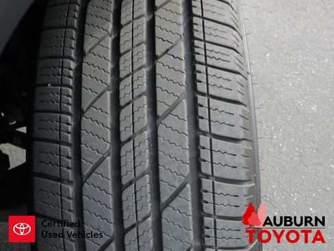 Certified 2018 Toyota Tacoma TRD Off-Road image 5