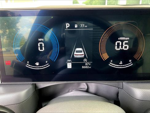 Used 2025 Hyundai Sonata SE FWD image 13