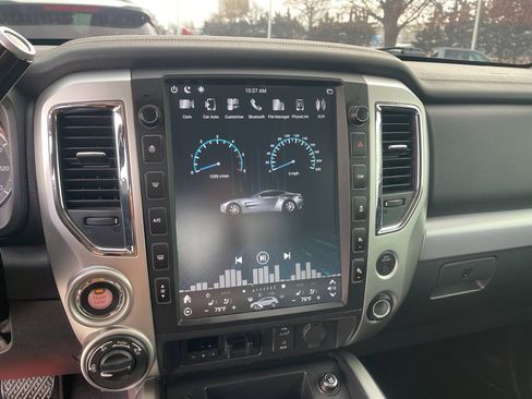 Used 2017 Nissan Titan PRO-4X image 9