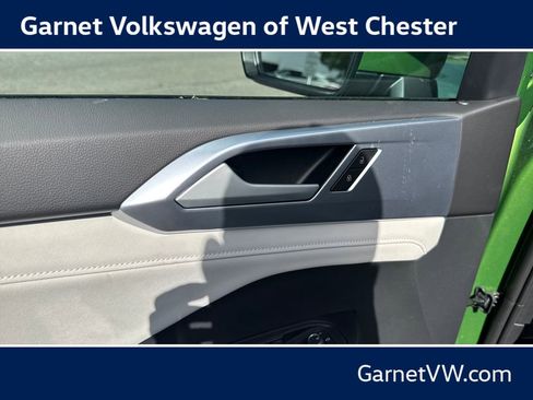 New 2026 Volkswagen Taos SE AWD/4WD image 28