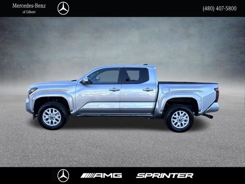 Used 2026 Toyota Tacoma SR5 AWD/4WD image 2