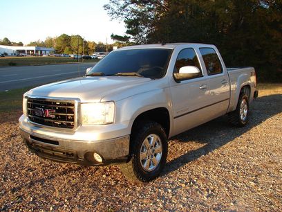 Used 2010 GMC Sierra 1500 SLT w/ Suspension Package, Off-Road
