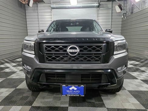 Used 2023 Nissan Frontier SV w/ Midnight Edition Package image 3