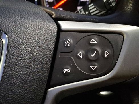 Used 2020 GMC Terrain SLT w/ Preferred Package image 26