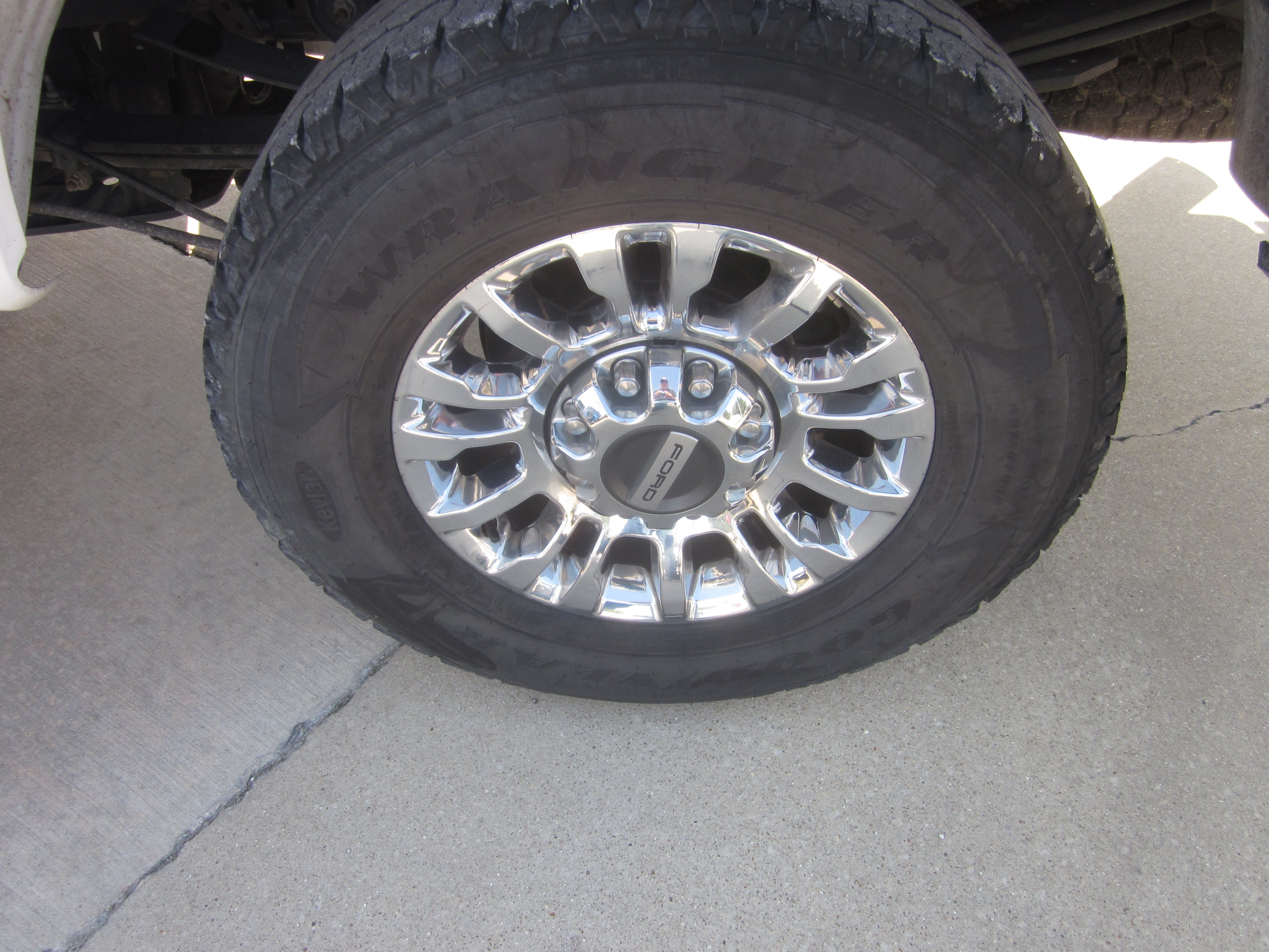 Used 2020 Ford F250 Lariat w/ Lariat Ultimate Package AWD/4WD image 7
