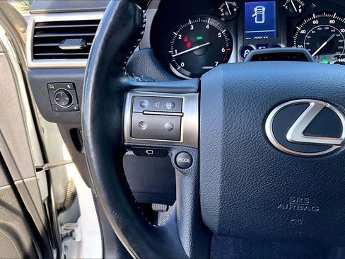 Used 2019 Lexus GX 460 Luxury image 22