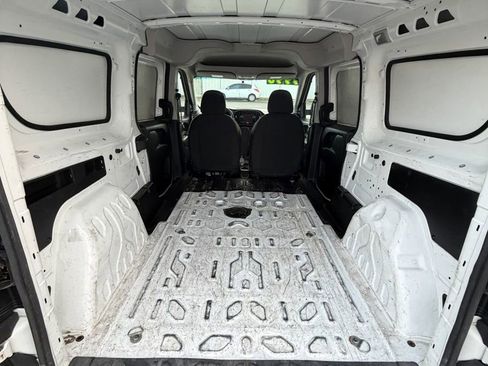 Used 2018 RAM ProMaster City Tradesman FWD image 18