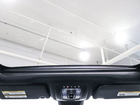 Used 2023 Mercedes-Benz GLE 350 4MATIC image 12