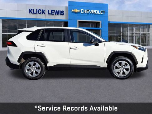 Used 2023 Toyota RAV4 LE image 8