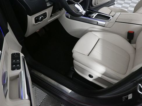 New 2026 Mercedes-Benz GLB 250 image 7