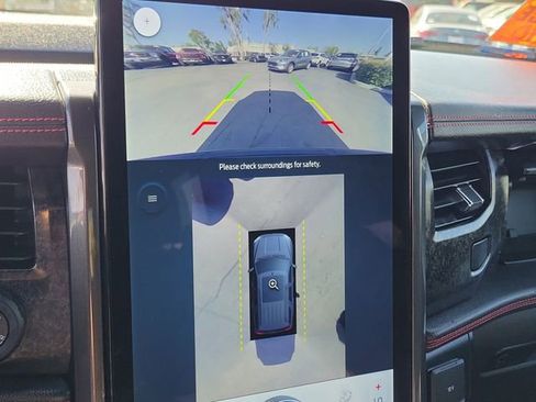 Certified 2022 Ford Expedition Limited image 10