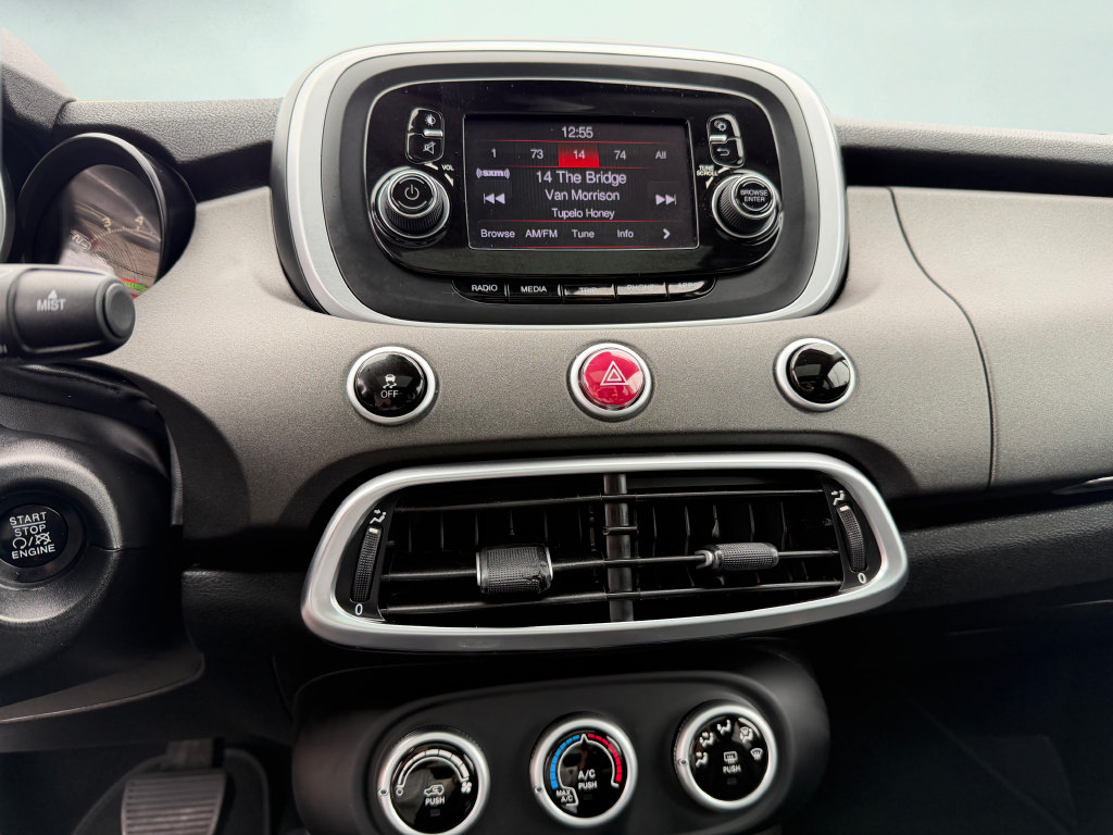 Used 2017 FIAT 500X Trekking FWD image 29
