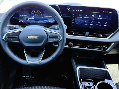 New 2026 Chevrolet Equinox LT image 10