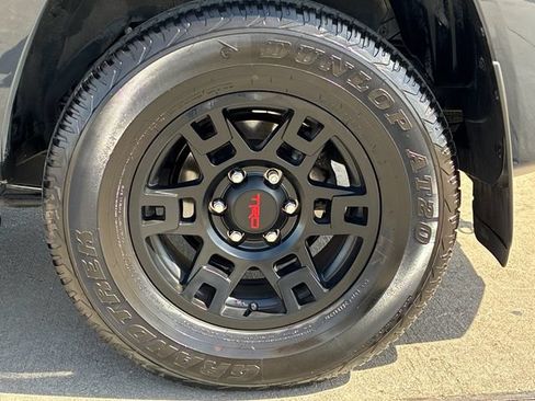 Used 2024 Toyota 4Runner SR5 RWD image 30