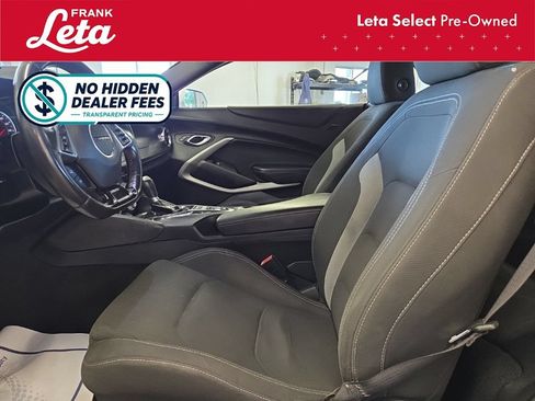 Used 2020 Chevrolet Camaro LT RWD image 15