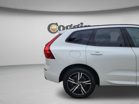Used 2020 Volvo XC60 T5 R-Design image 31