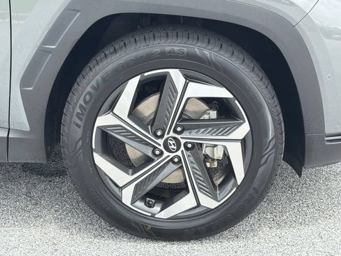 Used 2024 Hyundai Tucson Limited AWD/4WD image 12