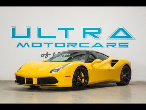 Used 2016 Ferrari 488 GTB image 1