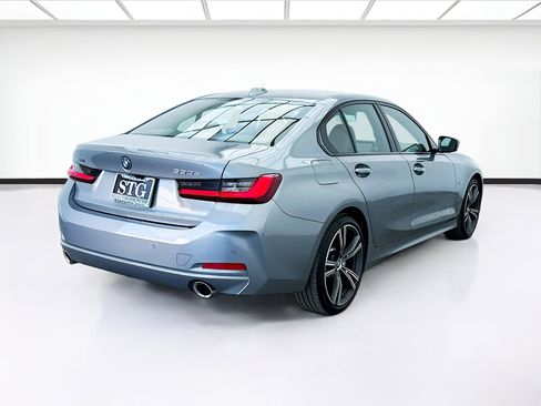 Used 2023 BMW 330e xDrive w/ Premium Package image 4