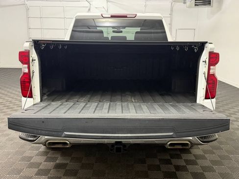 Used 2022 Chevrolet Silverado 1500 LT AWD/4WD image 25