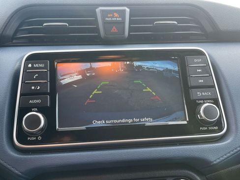 Used 2025 Nissan Versa SV FWD image 24
