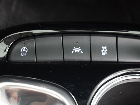 Used 2025 Buick Encore GX Sport Touring w/ Comfort Package image 26