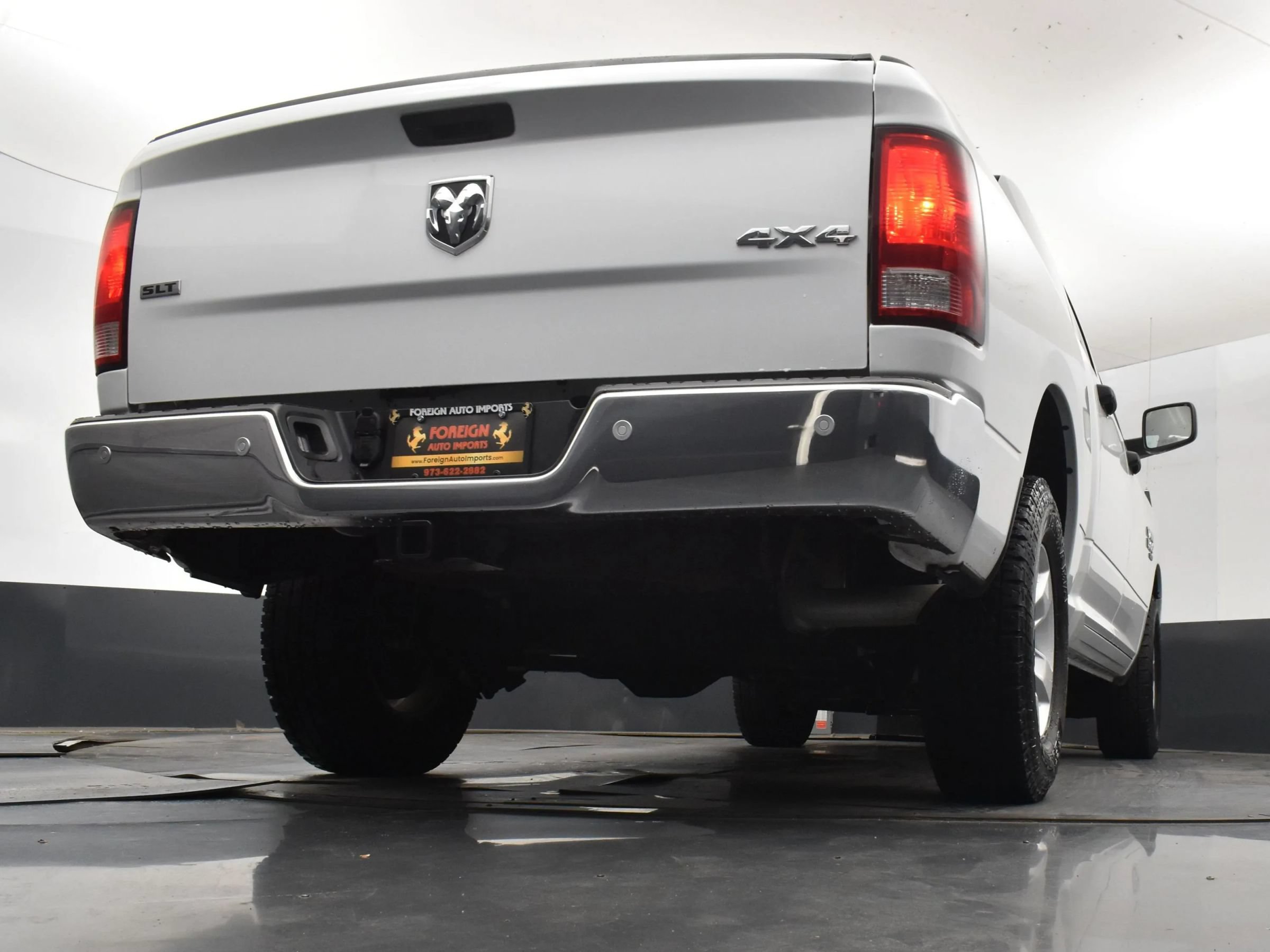 Used 2022 RAM 1500 Classic SLT w/ Electronics Group AWD/4WD image 10