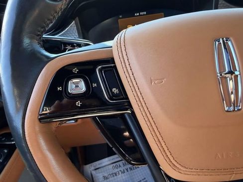 Certified 2023 Lincoln Aviator Black Label w/ Jet Package AWD/4WD image 25