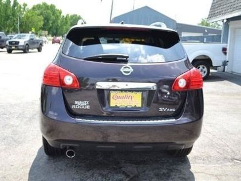 Used 2013 Nissan Rogue SV AWD/4WD image 6