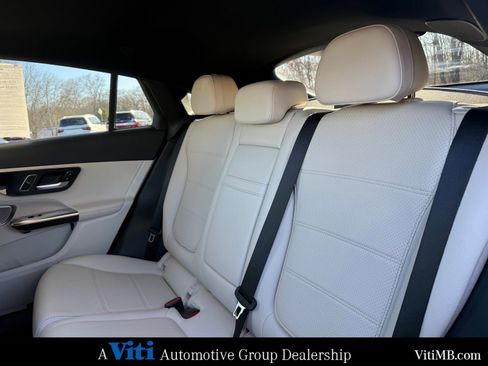 Certified 2025 Mercedes-Benz GLC 300 4MATIC image 22