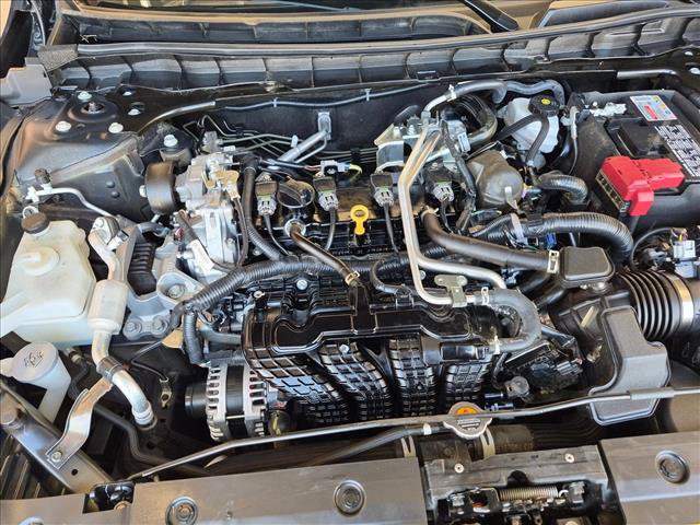 Used 2025 Nissan Altima 2.5 SV FWD image 29