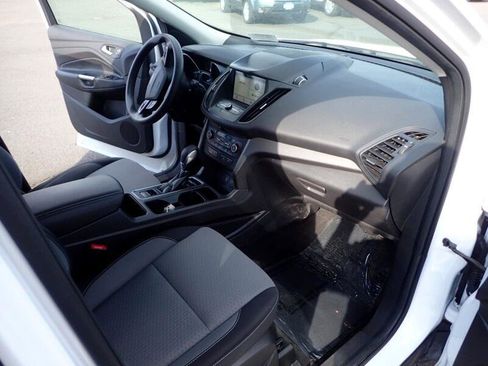 Used 2019 Ford Escape SE image 14