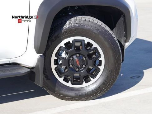 Used 2025 Toyota 4Runner TRD Off-Road Premium image 8