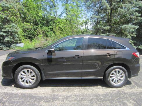 Used 2018 Acura RDX AWD image 2