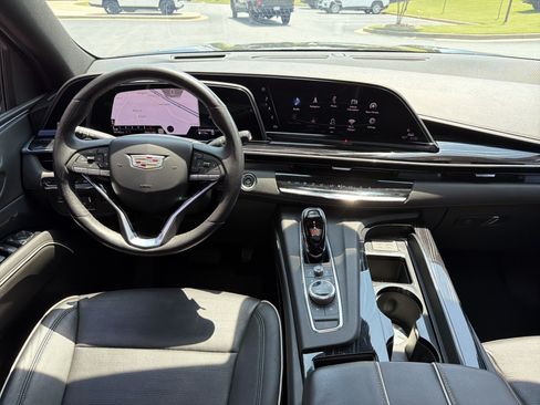 Used 2021 Cadillac Escalade Sport w/ Driver Assist Tech Package AWD/4WD image 26