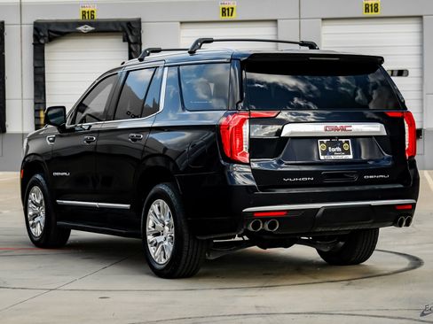 Used 2021 GMC Yukon Denali image 9