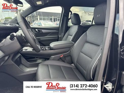New 2026 Buick Enclave Sport Touring FWD image 11