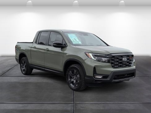 New 2026 Honda Ridgeline TrailSport image 2
