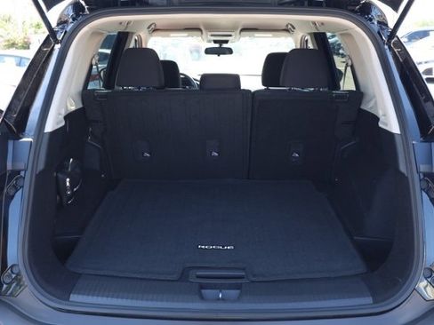 Certified 2023 Nissan Rogue S image 16