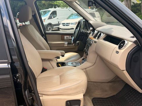 Used 2016 Land Rover LR4 HSE AWD/4WD image 28