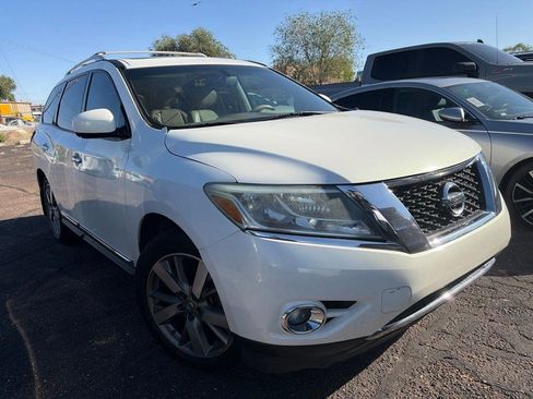 Used 2014 Nissan Pathfinder Platinum w/ Platinum Premium Package FWD image 2