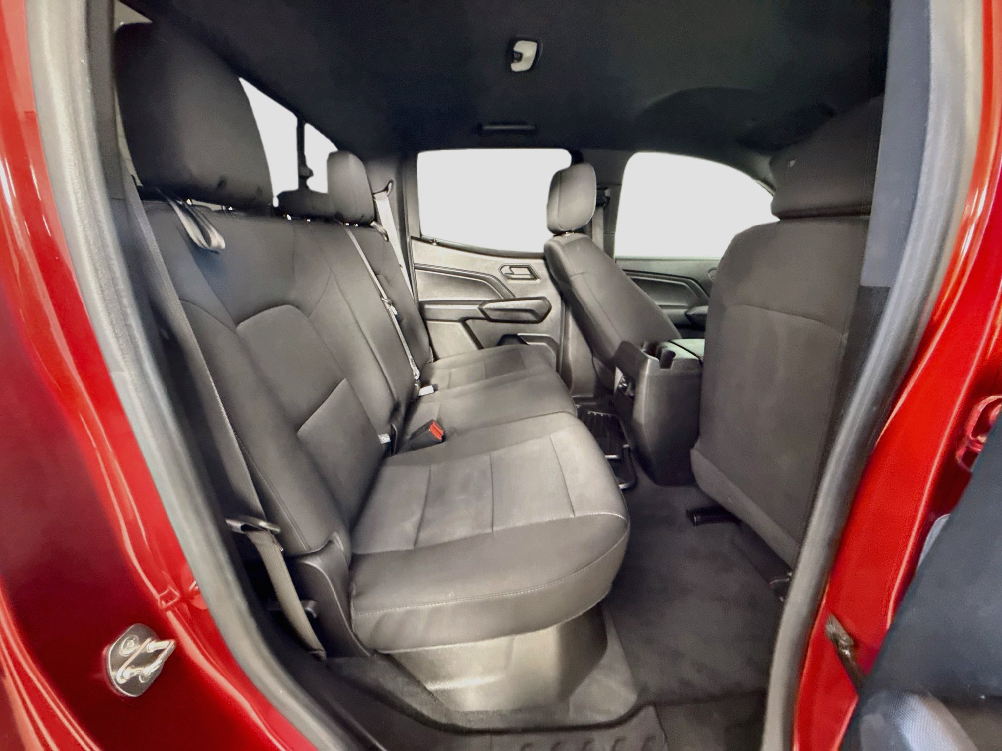 Used 2023 Chevrolet Colorado Trail Boss w/ LPO, Skid Plate Package AWD/4WD image 28