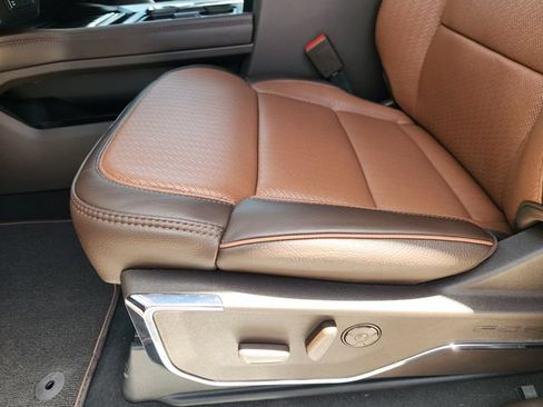 New 2026 Ford F250 King Ranch w/ Chrome Package AWD/4WD image 17
