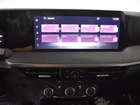 Certified 2025 Nissan Kicks SV AWD/4WD image 16