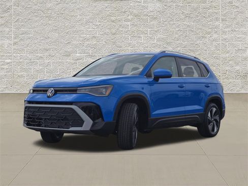 New 2026 Volkswagen Taos SE AWD/4WD image 3