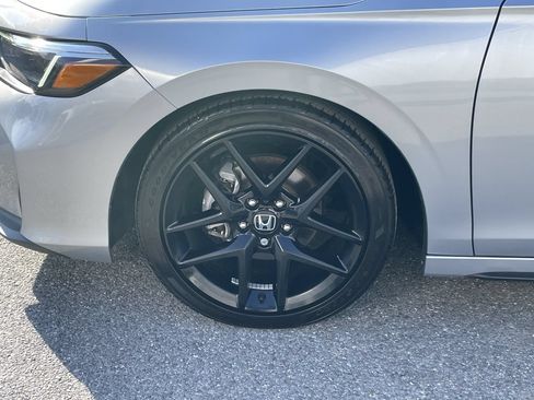 Used 2025 Honda Civic Sport image 26