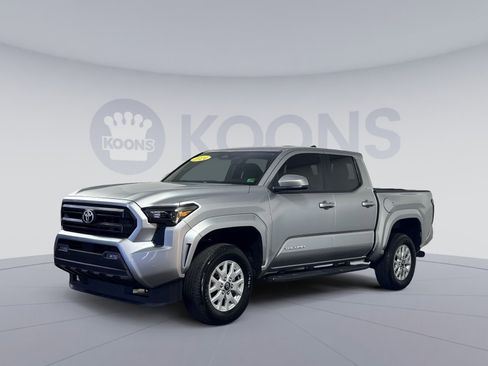 Used 2024 Toyota Tacoma SR5 image 1