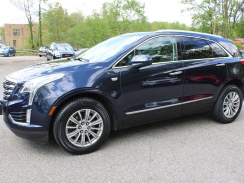 Used 2017 Cadillac XT5 Luxury w/ Driver Awareness Package AWD/4WD image 13
