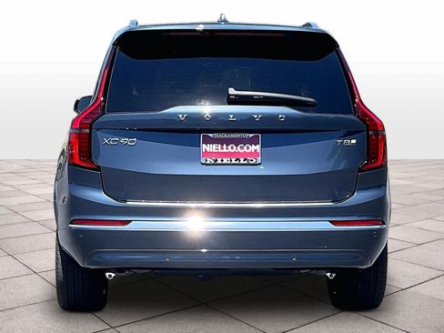 New 2026 Volvo XC90 T8 Plus w/ Protection Package AWD/4WD image 6